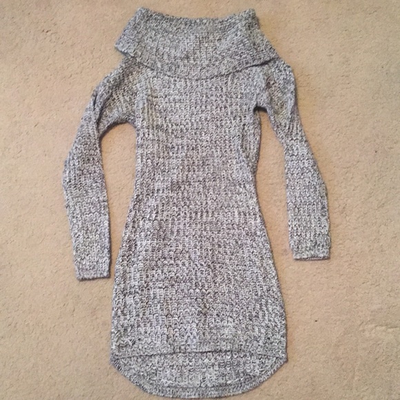 Ultra Flirt Dresses & Skirts - Adorable gray knit sweater dress.